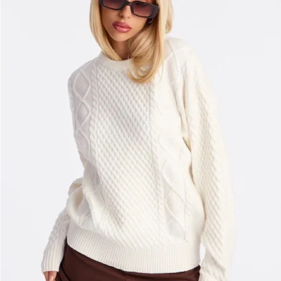Cozy Cable Knit Sweater - Cream - Picture 3 of 3